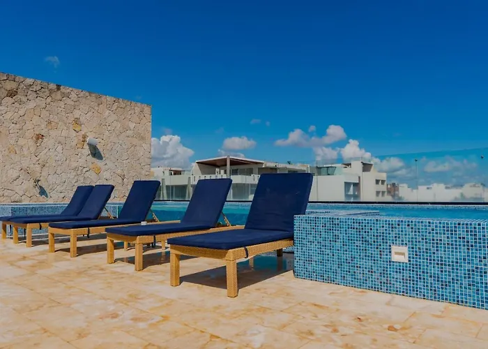 Lunada Bright With Rooftop Amenities *
