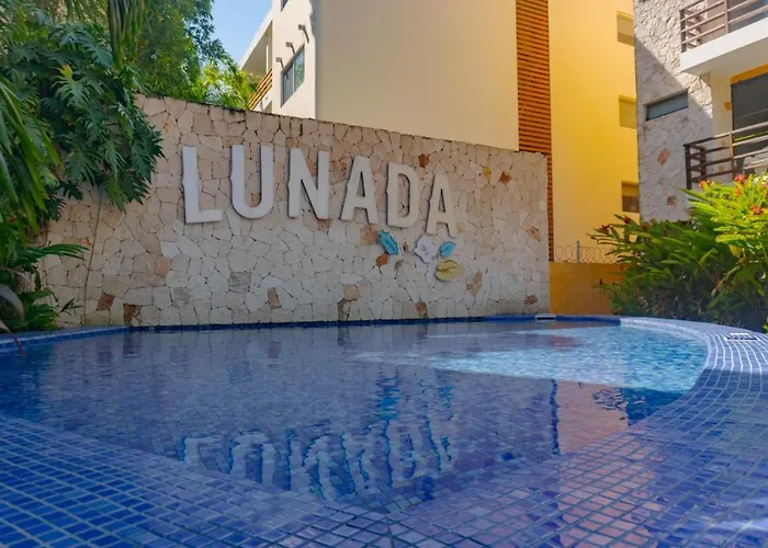 Lunada Bright With Rooftop Amenities * Playa del Carmen